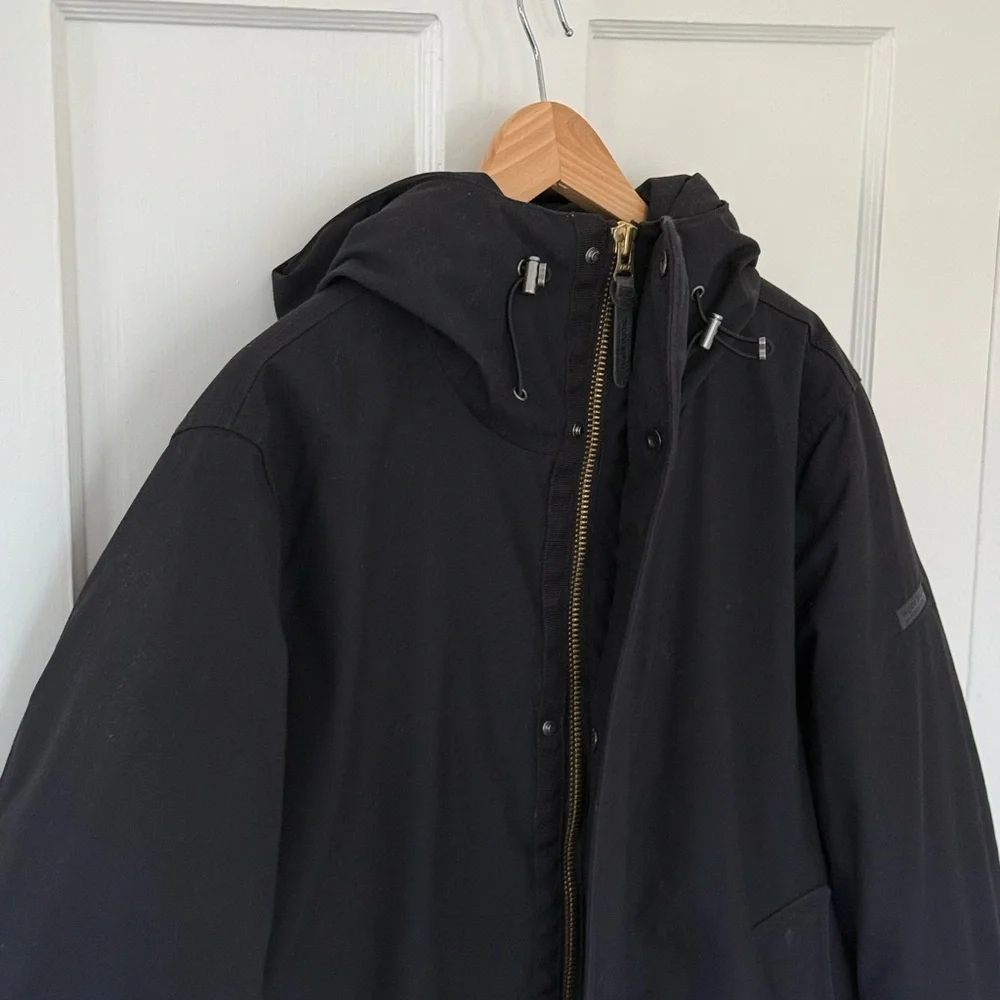 Woolrich Hooded Winter Parka w/ down filling - Picture 6 of 13